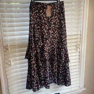 Floral Print Skirt with a Slit